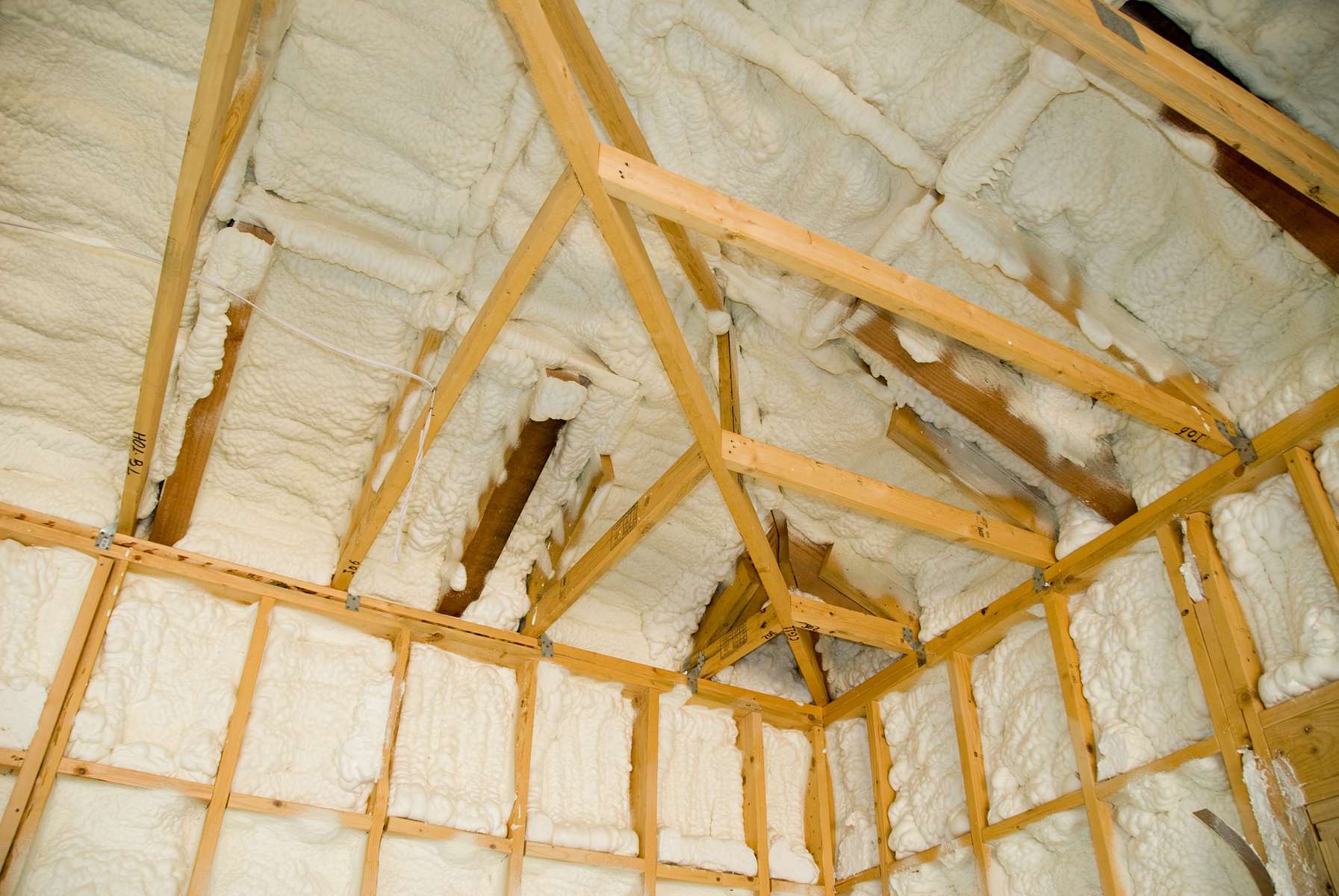 spray foam insulation chicago & attic insulation